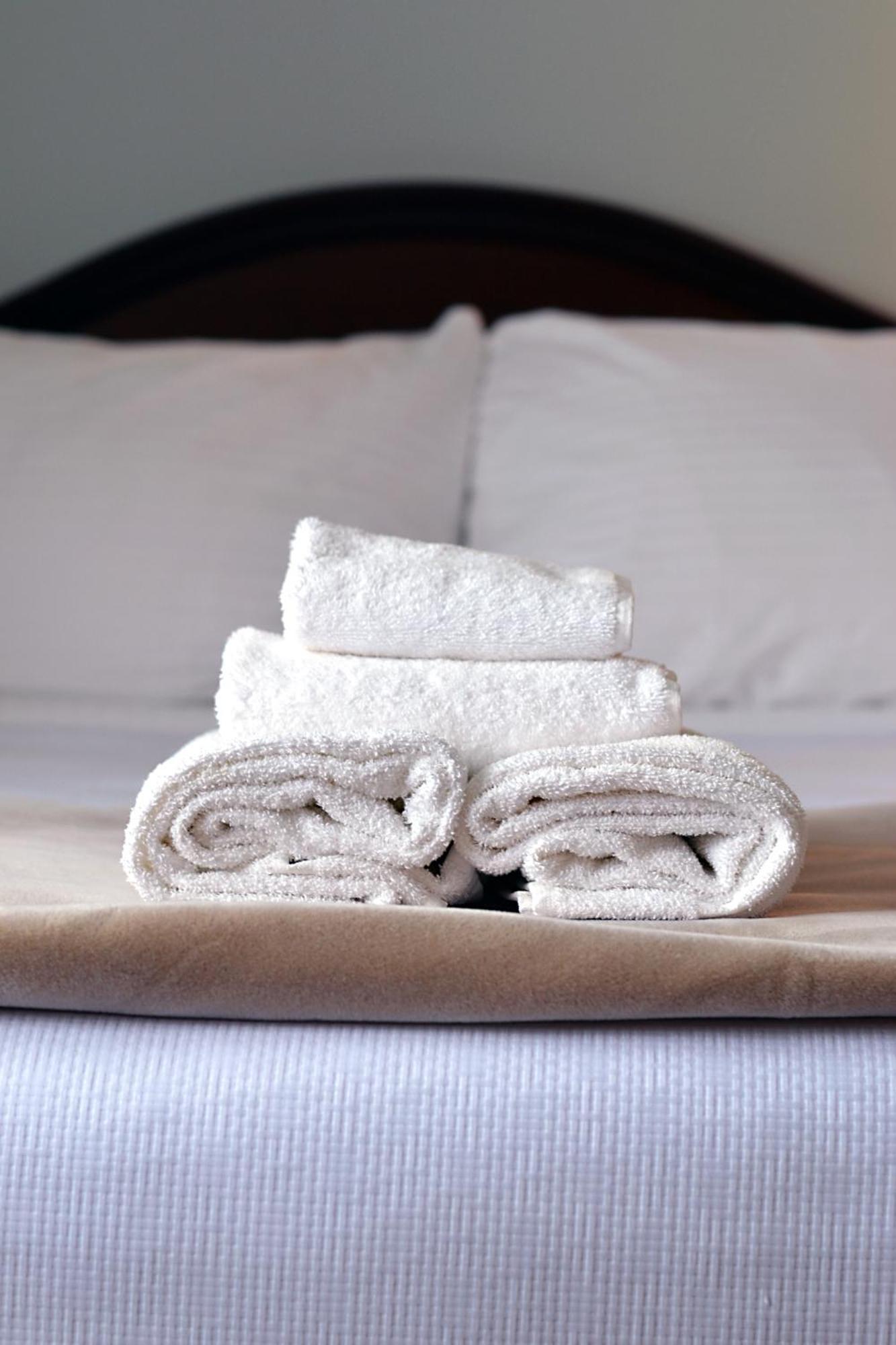 Anchor Inn Hotel And Suites Твиллингейт Экстерьер фото